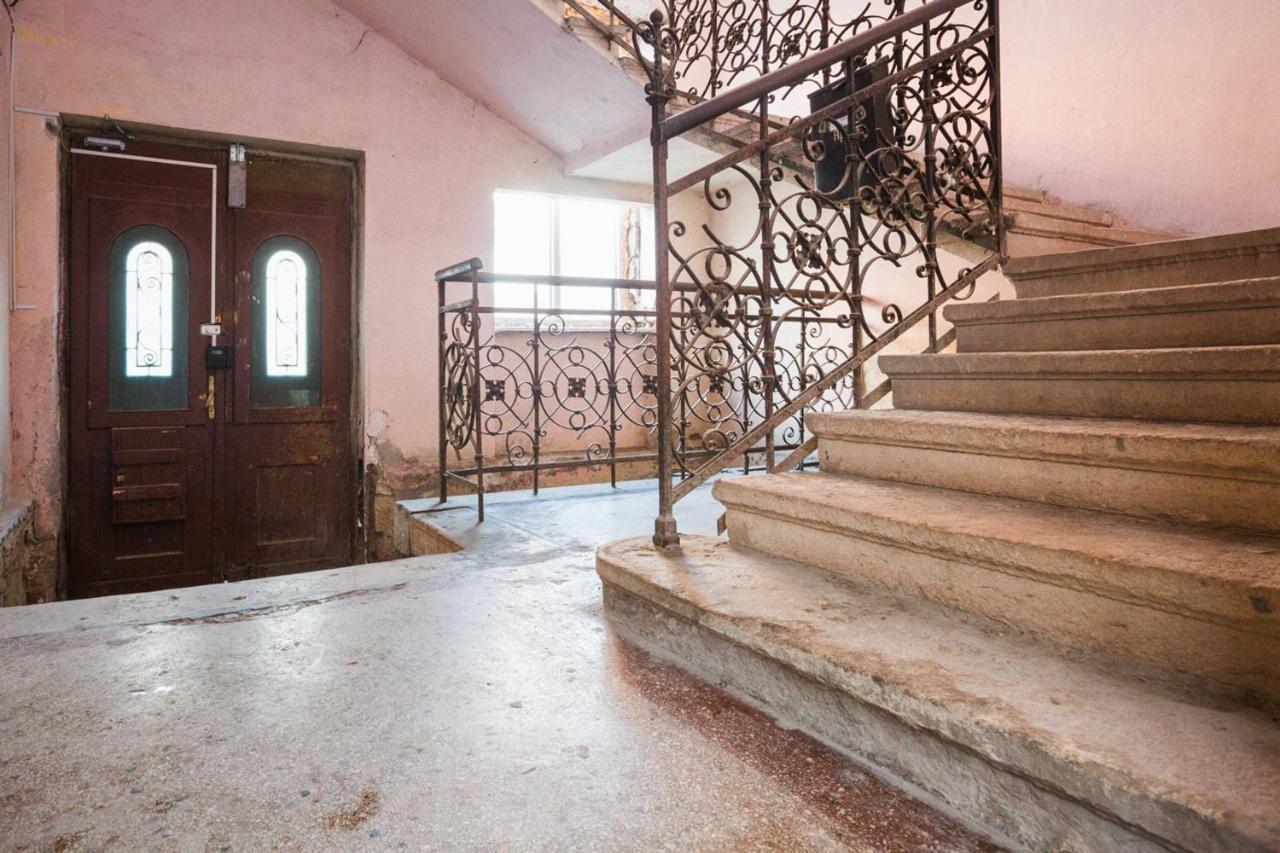 Muzeului Studio Cluj-Napoca Luaran gambar